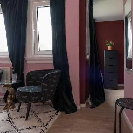 בית אירוח Pink Panther Studio אמסטרדם